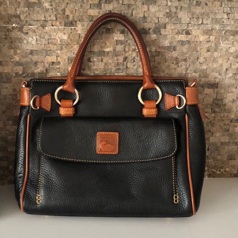 Authentic DOONEY & BOURKE handbag 👜❤️